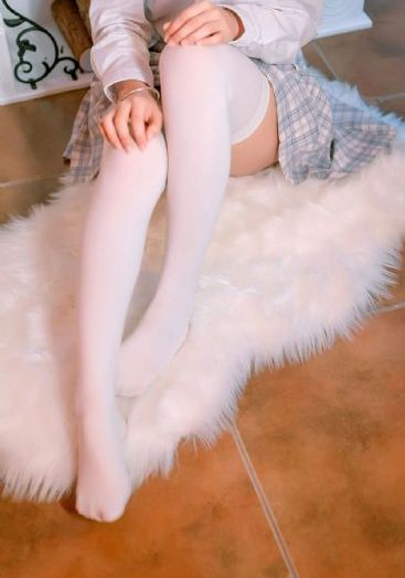 国产极品白嫩美女在线观看看_高清版完整版未删减