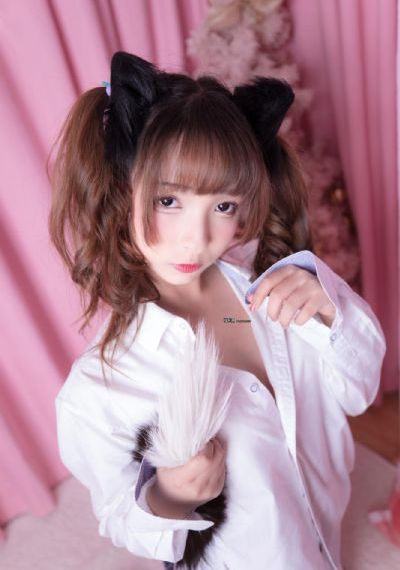 999精品在线观看_十万网红美女美酱