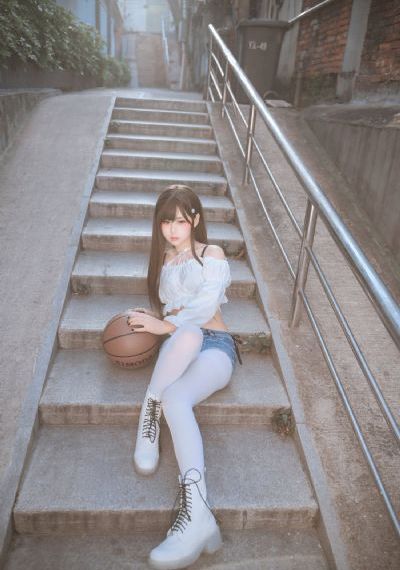 色天天综合网色鬼综合_正片免费观看