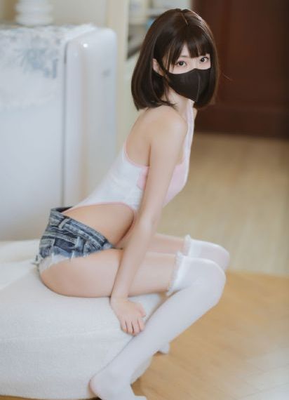 久久精品无码一区二区2020_剧情片超清免费观看
