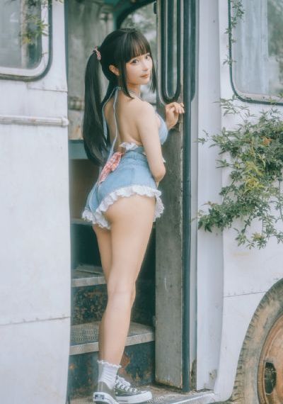 伊人久久大香线蕉综合爱婷婷_HD全集在线观看